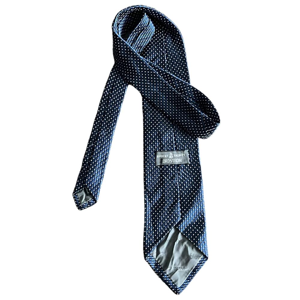 Robert Talbott Nordstrom Blue Tie Hand‎ Sewn 100% Silk From Italy Made In USA